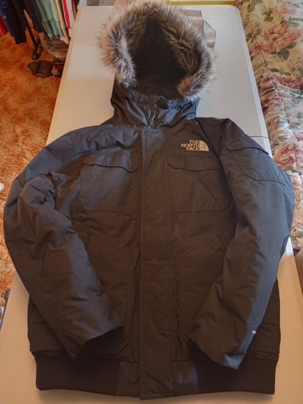 The North Face McMurdo Gotham Parka Hooded Down Jacket Coat Adult Medium EUC